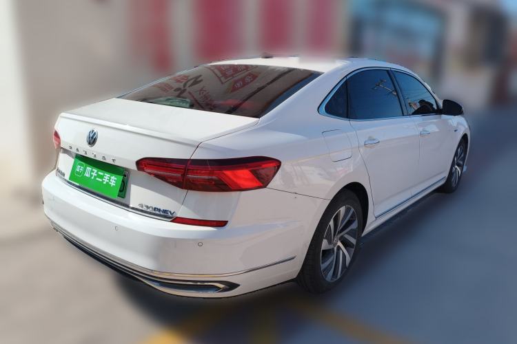 Used Volkswagen Passat New Energy 2020 430 PHEV Hybrid Luxury Edition China VI Standard Rear Right 45 Deg
