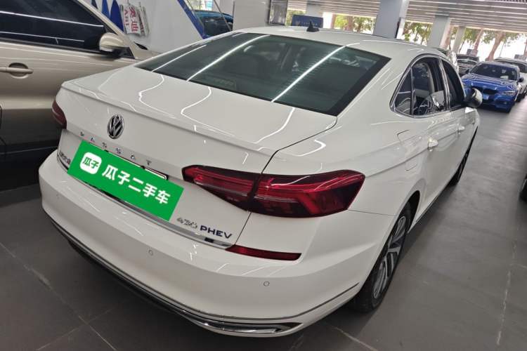 Used Volkswagen Passat New Energy 2020 430 PHEV Hybrid Luxury Edition China VI Standard Rear Right 45 Deg