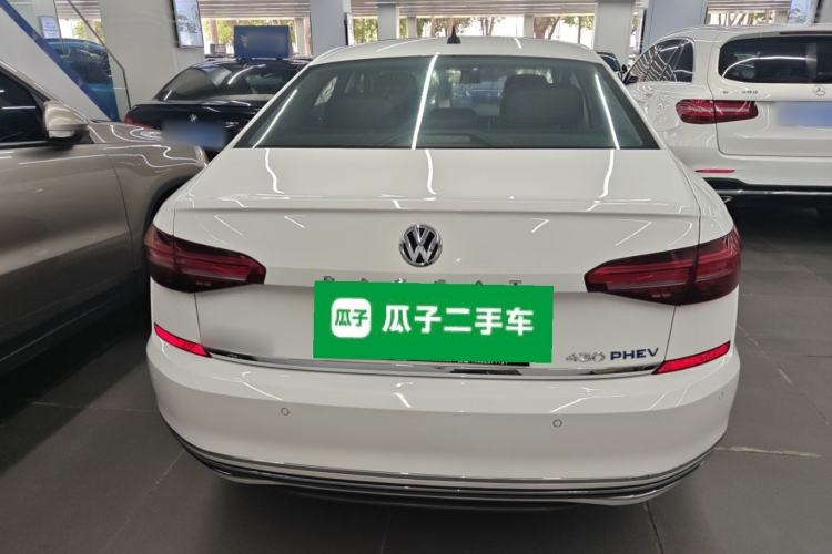 Used Volkswagen Passat New Energy 2020 430 PHEV Hybrid Luxury Edition China VI Standard Rear