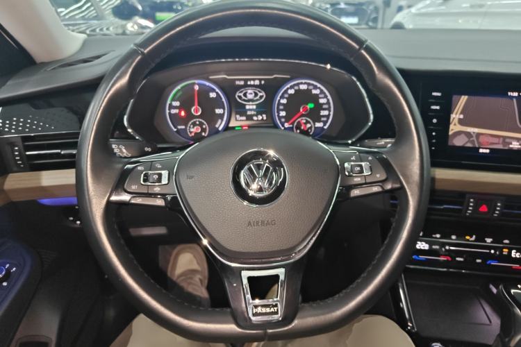 Used Volkswagen Passat New Energy 2020 430 PHEV Hybrid Luxury Edition China VI Standard Steering Wheel