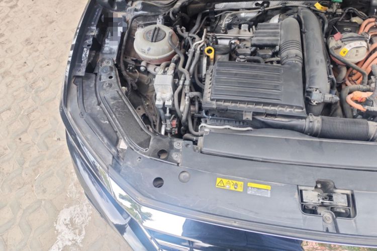 Used Volkswagen Passat New Energy 2021 430 PHEV Hybrid Luxury Edition Engine Bay Right