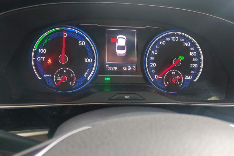 Used Volkswagen Passat New Energy 2021 430 PHEV Hybrid Luxury Edition Odometer Close Up