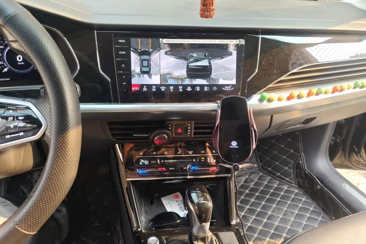 Used Volkswagen Passat New Energy 2022 Revised Version 430 PHEV Hybrid Elite Edition Audio And AC Panel