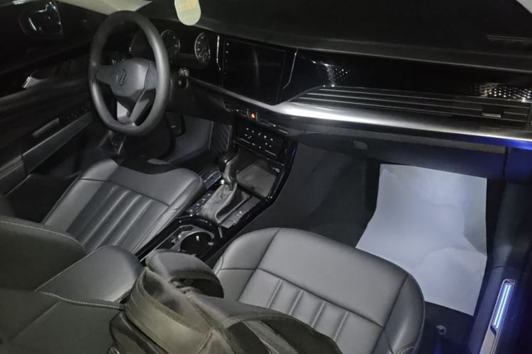 Used Volkswagen Passat New Energy 2022 430 PHEV Hybrid Business Edition Center Console