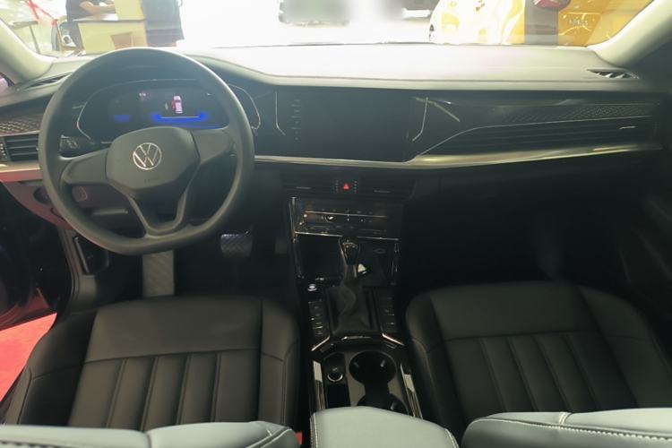 Used Volkswagen Passat New Energy 2022 430 PHEV Hybrid Business Edition Center Console