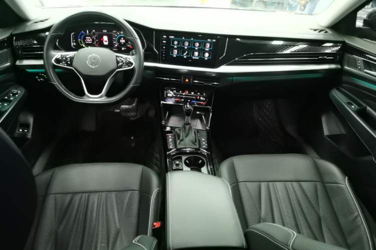 Used Volkswagen Passat New Energy 2022 430 PHEV Hybrid Luxury Edition Center Console