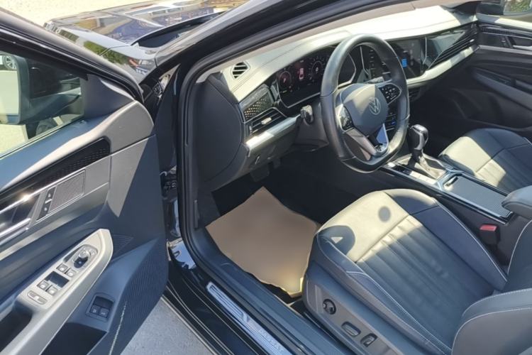 Used Volkswagen Passat New Energy 2022 430 PHEV Hybrid Elite Edition Driver Seat