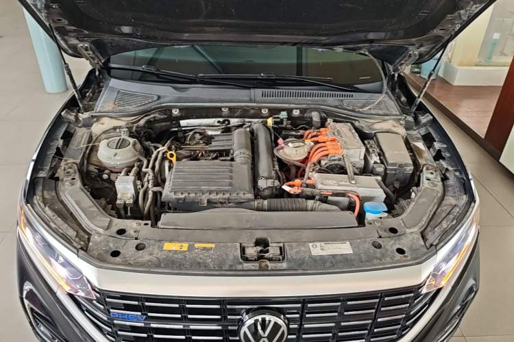 Used Volkswagen Passat New Energy 2022 430 PHEV Hybrid Elite Edition Engine Bay