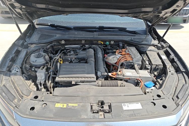 Used Volkswagen Passat New Energy 2022 430 PHEV Hybrid Business Edition Engine Bay