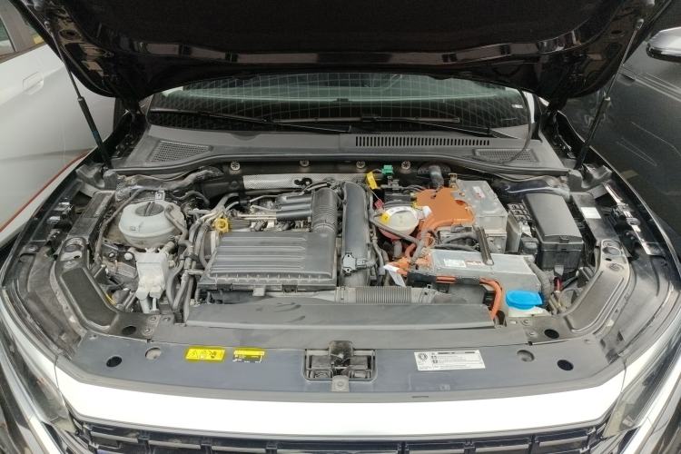 Used Volkswagen Passat New Energy 2022 430 PHEV Hybrid Luxury Edition Engine Bay