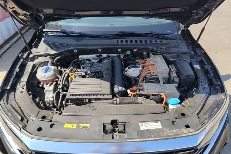 Used Volkswagen Passat New Energy 2022 430 PHEV Hybrid Elite Edition Engine Bay