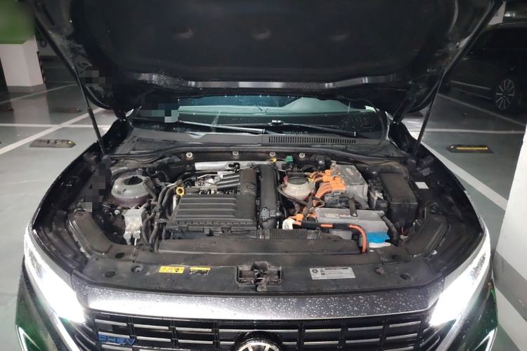 Used Volkswagen Passat New Energy 2022 430 PHEV Hybrid Luxury Edition Engine Bay