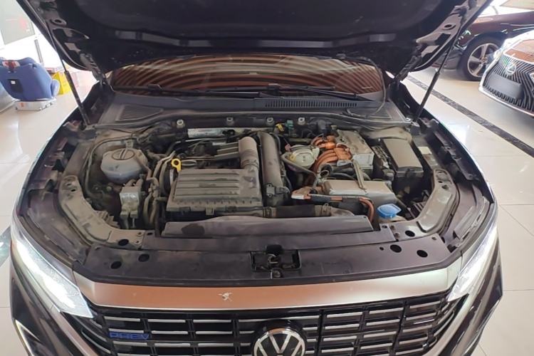 Used Volkswagen Passat New Energy 2022 430 PHEV Hybrid Elite Edition Engine Bay