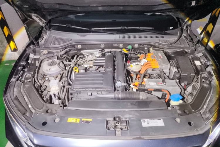 Used Volkswagen Passat New Energy 2022 430 PHEV Hybrid Luxury Edition Engine Bay