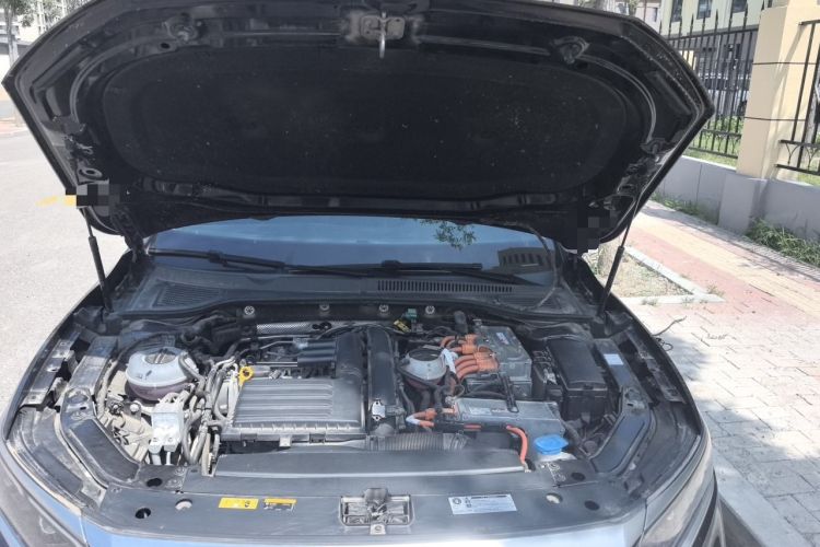 Used Volkswagen Passat New Energy 2022 430 PHEV Hybrid Luxury Edition Engine Bay