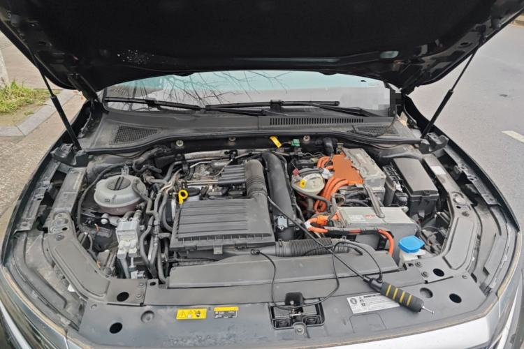 Used Volkswagen Passat New Energy 2022 430 PHEV Hybrid Luxury Edition Engine Bay