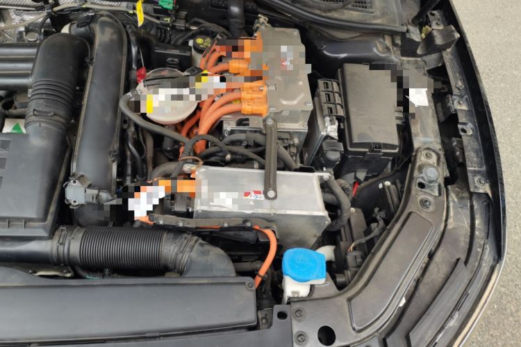 Used Volkswagen Passat New Energy 2022 430 PHEV Hybrid Luxury Edition Engine Bay Left