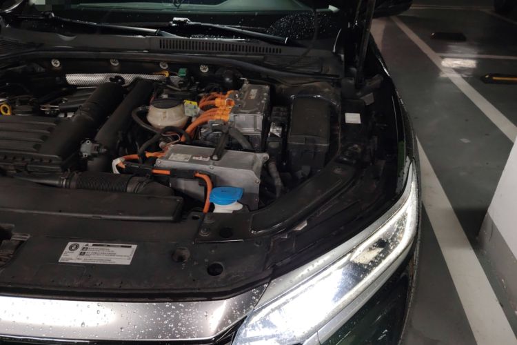 Used Volkswagen Passat New Energy 2022 430 PHEV Hybrid Luxury Edition Engine Bay Left
