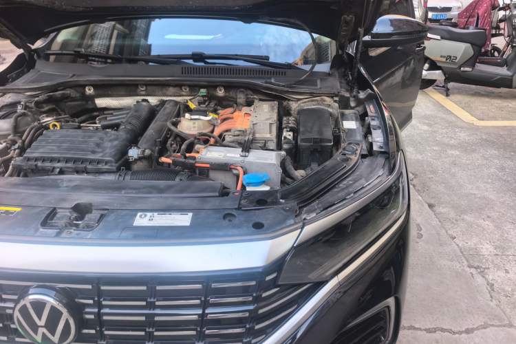 Used Volkswagen Passat New Energy 2022 430 PHEV Hybrid Business Edition Engine Bay Left