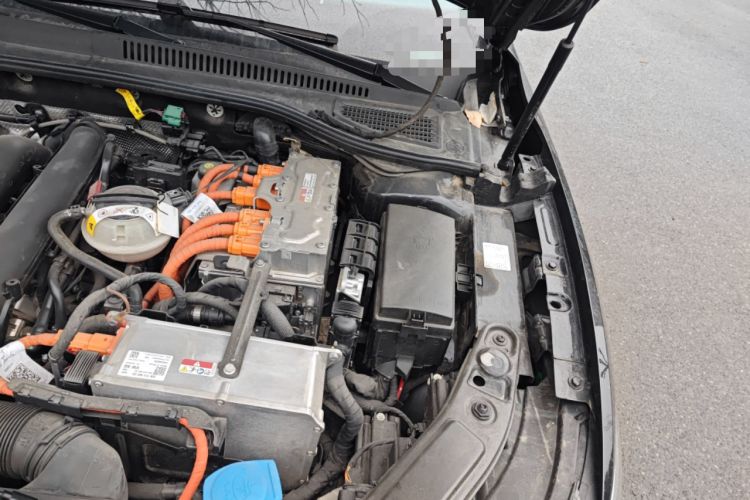 Used Volkswagen Passat New Energy 2022 430 PHEV Hybrid Luxury Edition Engine Bay Left