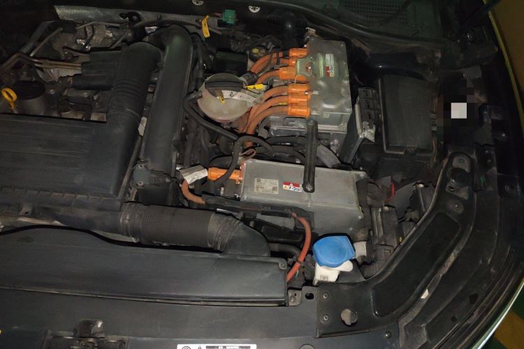 Used Volkswagen Passat New Energy 2022 430 PHEV Hybrid Luxury Edition Engine Bay Left