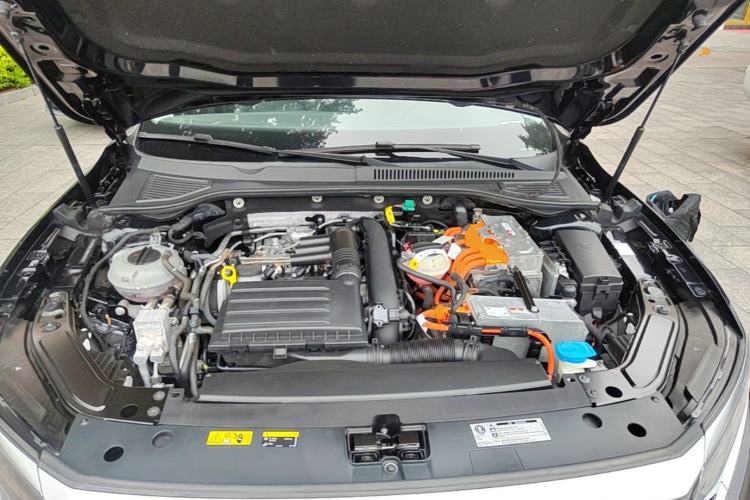 Used Volkswagen Passat New Energy 2022 430 PHEV Hybrid Elite Edition Engine Bay