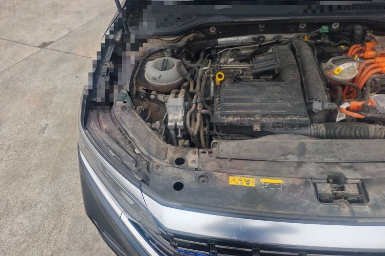 Used Volkswagen Passat New Energy 2022 430 PHEV Hybrid Luxury Edition Engine Bay Right