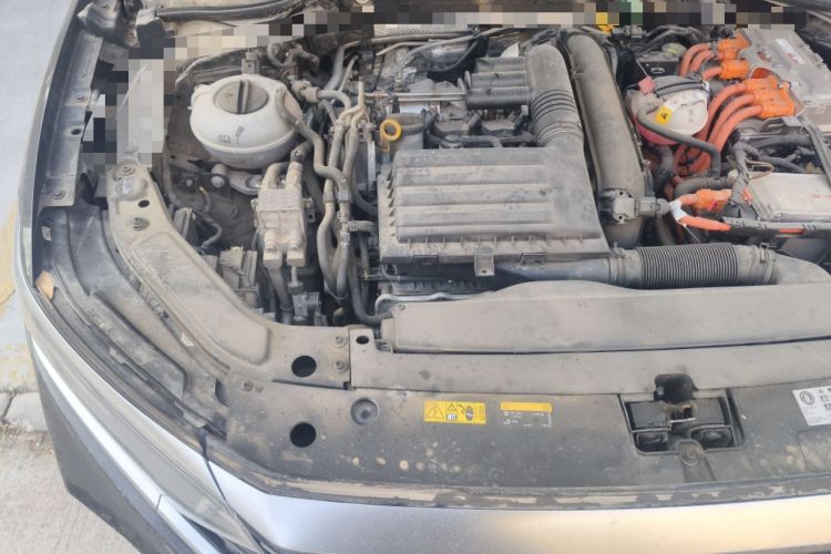 Used Volkswagen Passat New Energy 2022 430 PHEV Hybrid Luxury Edition Engine Bay Right