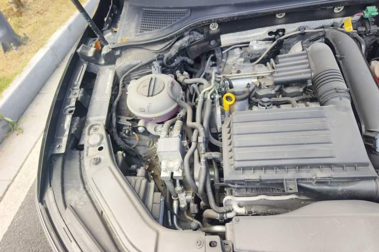 Used Volkswagen Passat New Energy 2022 430 PHEV Hybrid Elite Edition Engine Bay Right