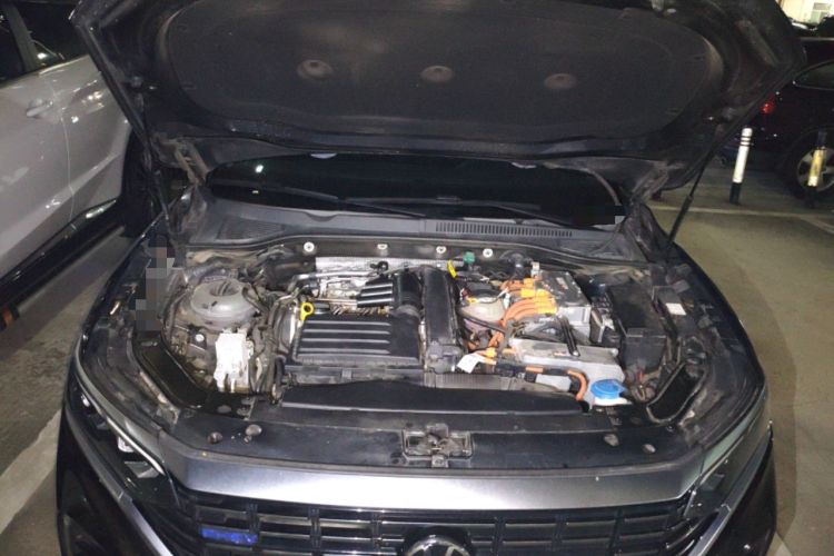 Used Volkswagen Passat New Energy 2022 430 PHEV Hybrid Luxury Edition Engine Bay