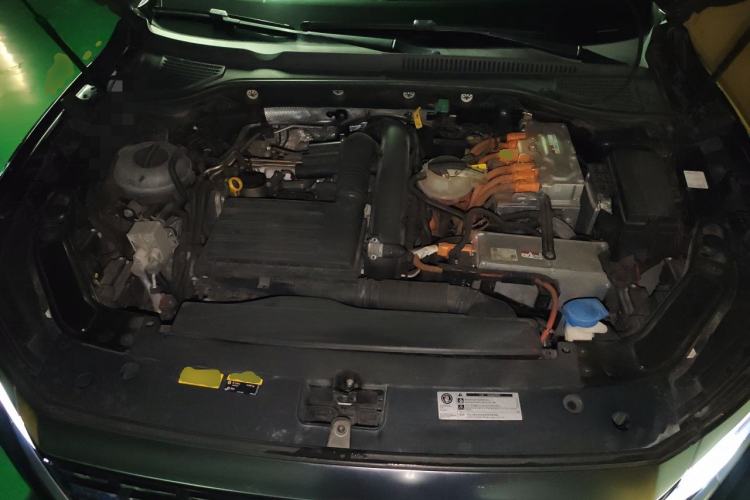Used Volkswagen Passat New Energy 2022 430 PHEV Hybrid Luxury Edition Engine Bay