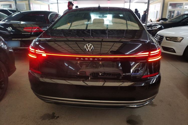 Used Volkswagen Passat New Energy 2022 430 PHEV Hybrid Elite Edition Exterior 4