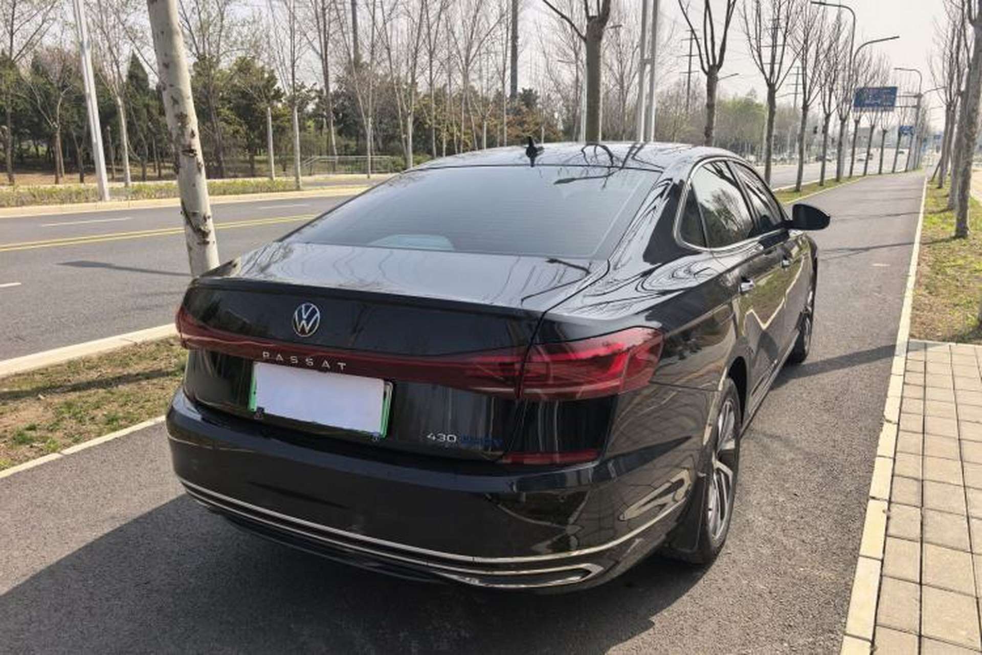 Used Volkswagen Passat New Energy 2022 430 PHEV Hybrid Luxury Edition Exterior 4
