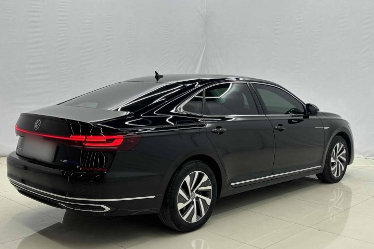 Used Volkswagen Passat New Energy 2022 430 PHEV Hybrid Elite Edition Exterior 4
