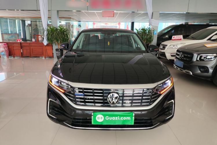 Used Volkswagen Passat New Energy 2022 430 PHEV Hybrid Elite Edition Front