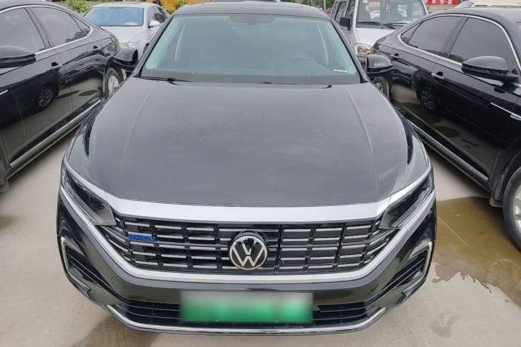 Used Volkswagen Passat New Energy 2022 430 PHEV Hybrid Business Edition Front