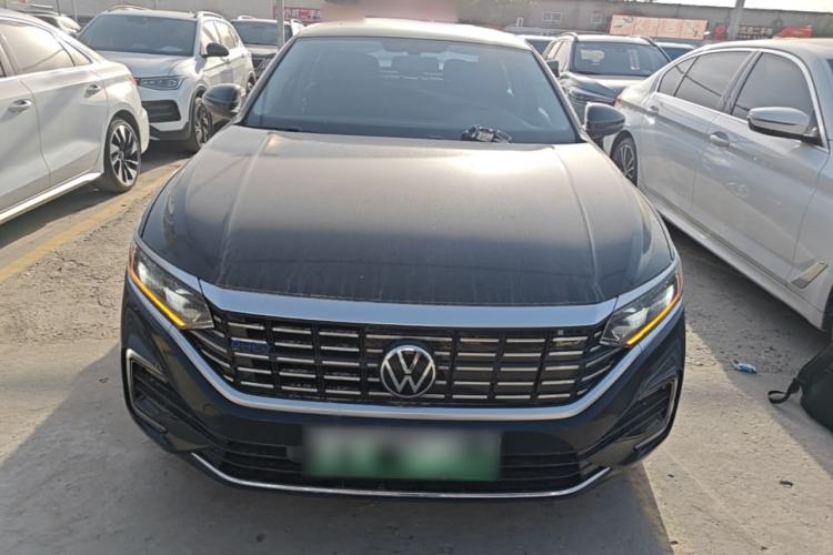 Used Volkswagen Passat New Energy 2022 430 PHEV Hybrid Business Edition Front