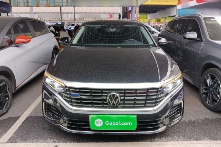 Used Volkswagen Passat New Energy 2022 430 PHEV Hybrid Luxury Edition Front