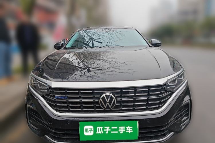 Used Volkswagen Passat New Energy 2022 430 PHEV Hybrid Luxury Edition Front