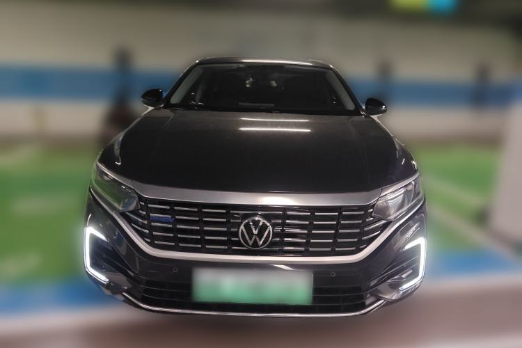 Used Volkswagen Passat New Energy 2022 430 PHEV Hybrid Elite Edition Front