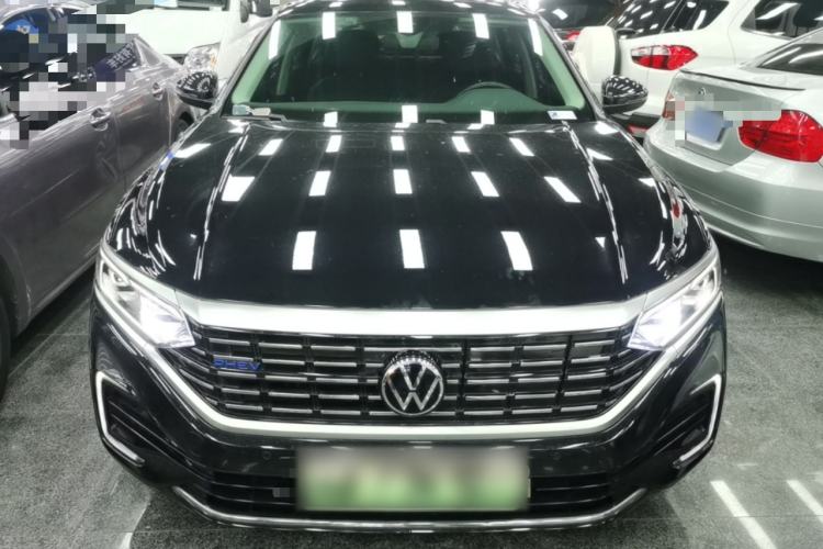 Used Volkswagen Passat New Energy 2022 430 PHEV Hybrid Luxury Edition Front