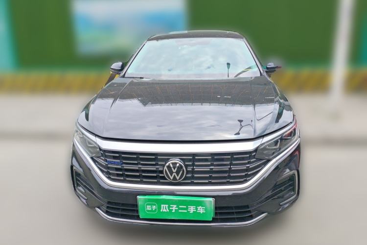 Used Volkswagen Passat New Energy 2022 430 PHEV Hybrid Luxury Edition Front