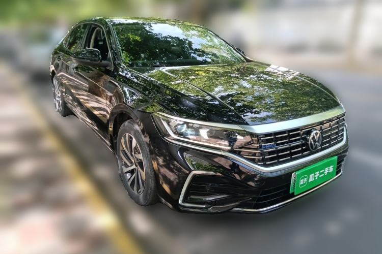 Used Volkswagen Passat New Energy 2022 Revised Version 430 PHEV Hybrid Elite Edition Front Right 45 Deg