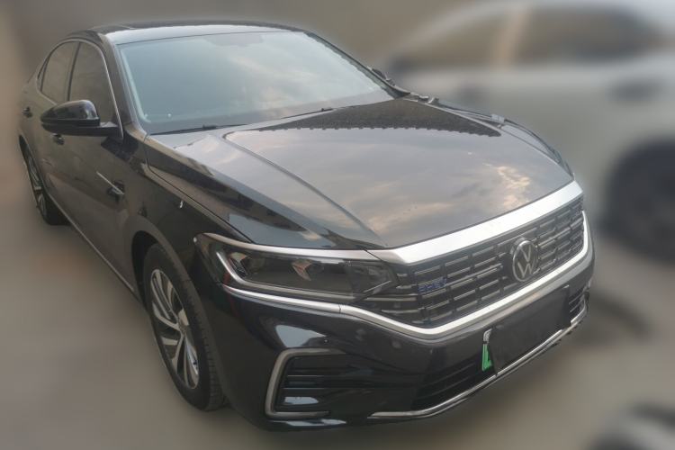 Used Volkswagen Passat New Energy 2022 Revised Version 430 PHEV Hybrid Elite Edition Front Right 45 Deg