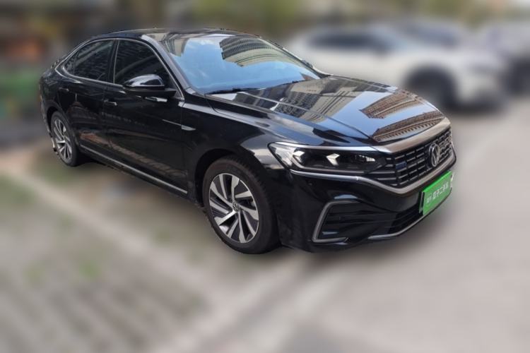 Used Volkswagen Passat New Energy 2022 Revised Version 430 PHEV Hybrid Elite Edition Front Right 45 Deg
