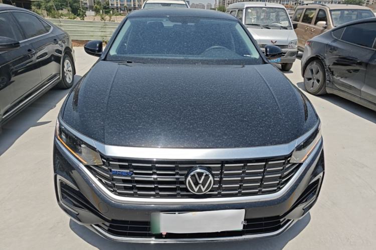 Used Volkswagen Passat New Energy 2022 430 PHEV Hybrid Business Edition Front