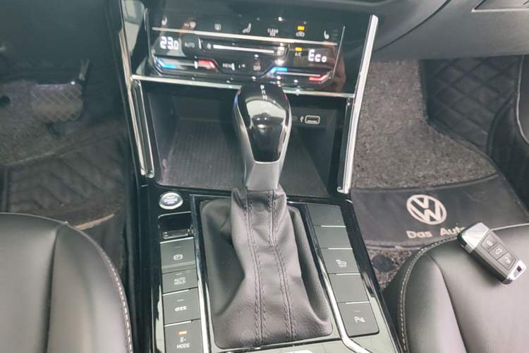 Used Volkswagen Passat New Energy 2022 430 PHEV Hybrid Elite Edition Gear Lever