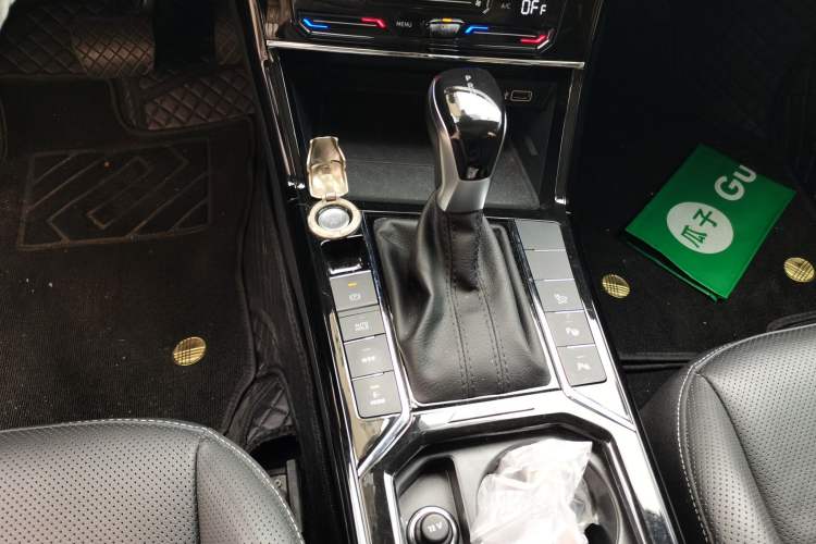 Used Volkswagen Passat New Energy 2022 430 PHEV Hybrid Luxury Edition Gear Lever