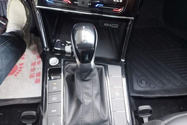 Used Volkswagen Passat New Energy 2022 430 PHEV Hybrid Business Edition Gear Lever