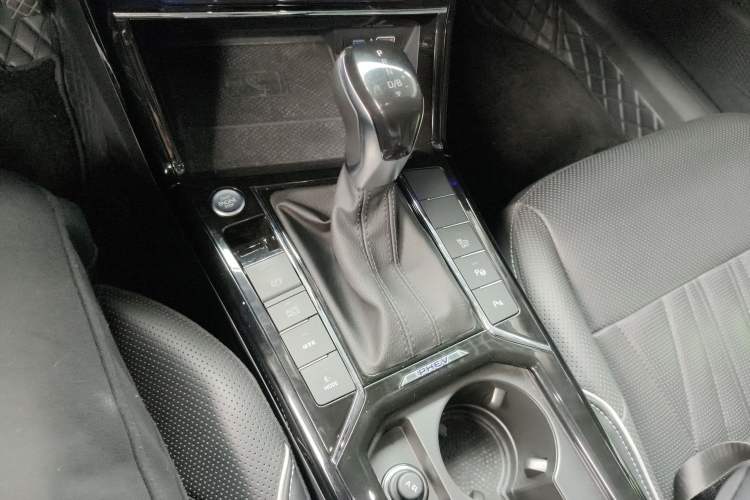 Used Volkswagen Passat New Energy 2022 430 PHEV Hybrid Luxury Edition Gear Lever